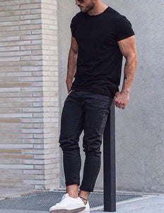 The perfect black t-shirt