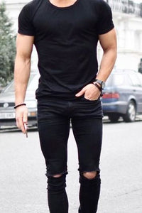 The perfect black t-shirt